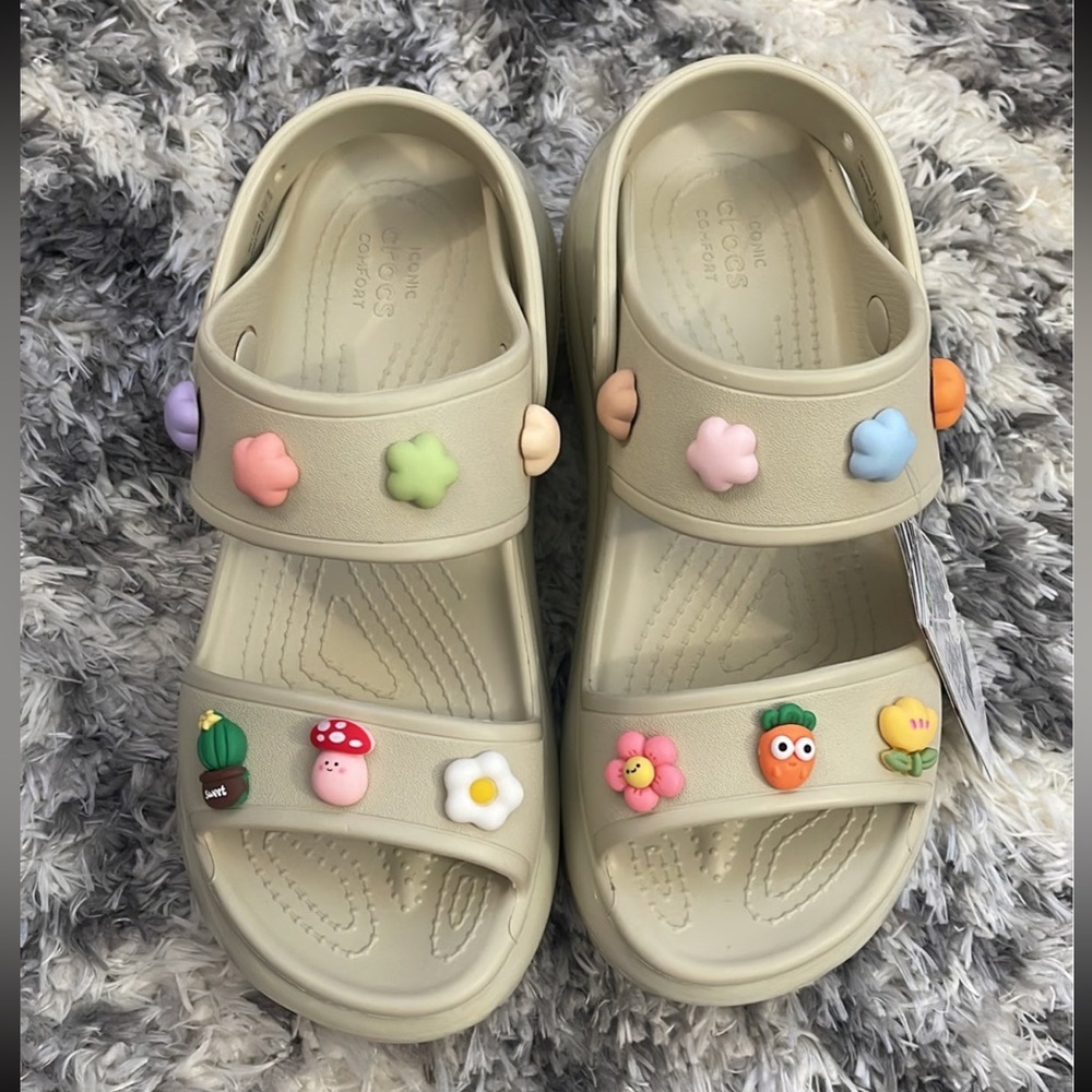 Mega crush sandals bone w7